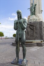 Monument ""Monumento a los Caidos""