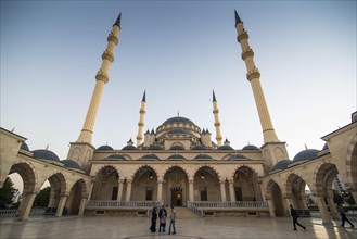 Akhmad Kadyrov Mosque at dusk