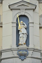 Justitia statue