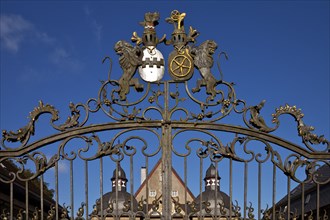 Entrance gate of Schloss Neuenhof castle