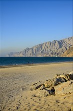 The beach of Bukha