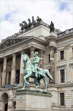 Equestrian statue of Duke Carl Wilhelm Ferdinand in front of the reconstruction of Brunswick Palace
