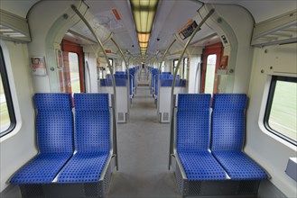 Journey in a Class 423 S-Bahn train carriage