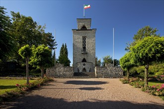 Memorial tower