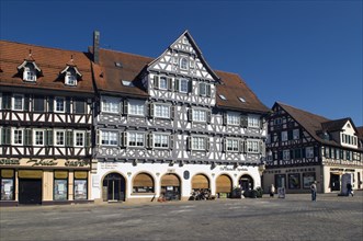 Market square with Palmsche pharmacy