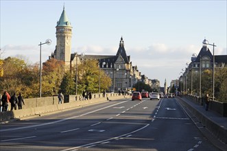 Road over the Adolphe Bridge towards the building of the Staatssparkasse