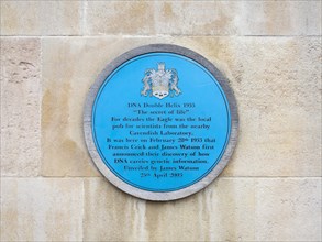 Blue plaque marking the pub in Cambridge where Watson and Crick announced their discovery of how DNA carries information