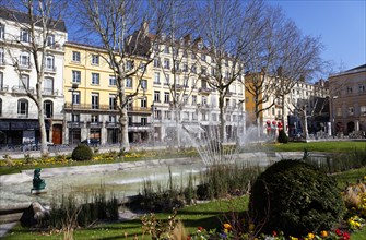 Place Jean Jaures square