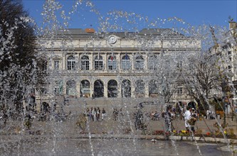 Place de l'Hôtel-de-Ville square
