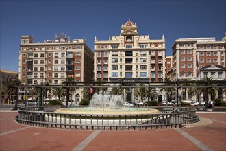 Fountain at the Plaza de la Marina