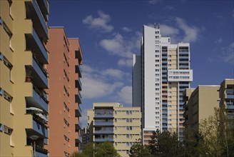 High-rise apartment buildings designed by Walter Gropius