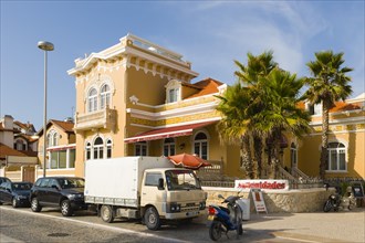 Hotel Palace do Capitao from Avenida Marginal