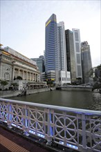 Anderson Bridge over the Singapore River