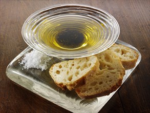 Dipping oil and ciabatta snack