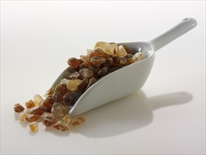 Amber sugar crystals