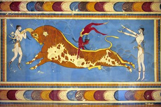 Bull-leaping fresco