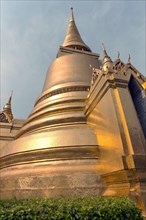 Phra Sri Rattana Chedi
