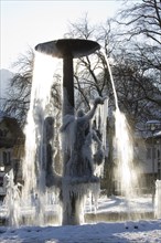 Richard Strauss Fountain in winter