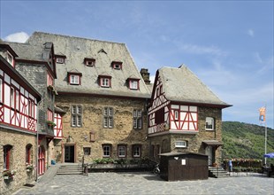 Youth hostel and castle Burg Stahleck