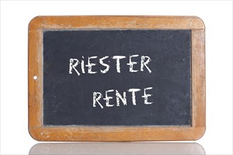 Old school blackboard with the words RIESTER RENTE