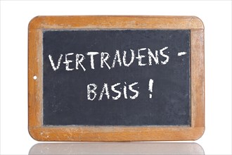 Old school blackboard with the term VERTRAUENSBASIS