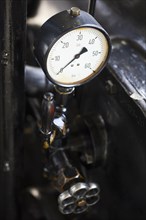 Mechanical pressure gauge