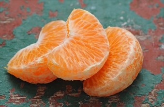 Pieces of mandarine