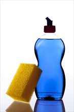Cleaning agent with a sponge