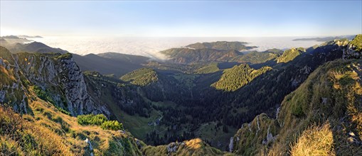 Panorama from the Benediktenwand ridge to the Tutzinger hut and Alpine foreland country in fog