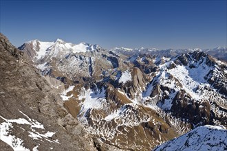 View while ascending Wilde Kreuzspitze Mountain over the Pfunderer Mountains