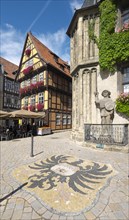 Quedlinburg coat of arms and Roland figure