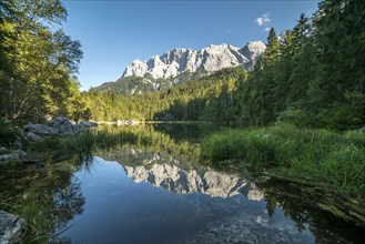 Lake Frillensee in the Wetterstein range in Grainau