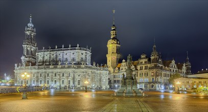 Court church with residence castle