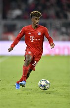 Kingsley Coman FC Bayern Munich acrobatic on the ball