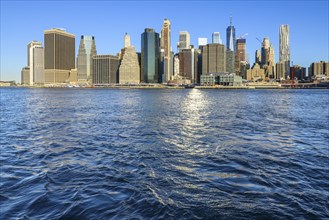 View from Pier 1 over the East River to the skyline of Manhattan
