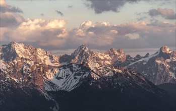 Tiefkarspitze and Karwendelkopf