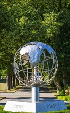 Globe in the Botanica Park
