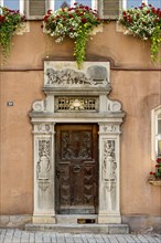 Portal to the restaurant Stadtbraeustueberl