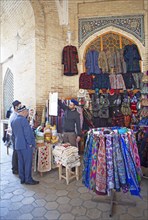 Sale of clothes in Toqi Zargaron Dome Bazaar