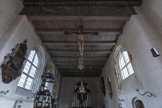 Chancel with crucifix from 1557