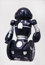 Toy robot MiP