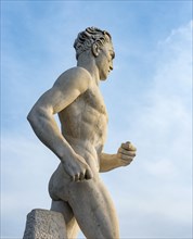 Athlete statue at Stadio dei Marmi