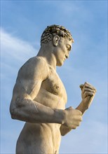 Athlete statue at Stadio dei Marmi