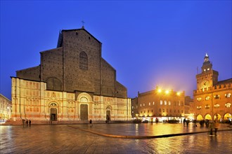 Basilica di San Petronio right tower