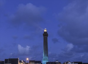 Phare d'Eckmuehl with beacon at dusk