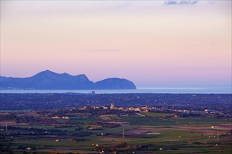 Peninsula Victoria and village Ariany in the evening light