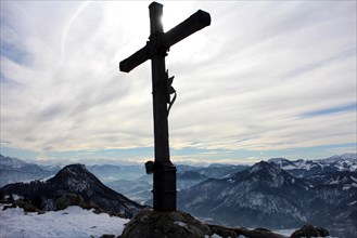 Summit cross at the Heuberg with view of the Inn Valley