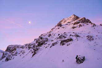 Sunrise in winter