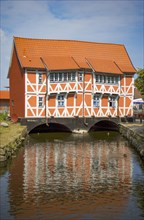 Half-timbered house vault over the Grube watercourse