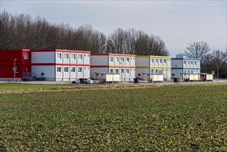 Settlement with residential containers